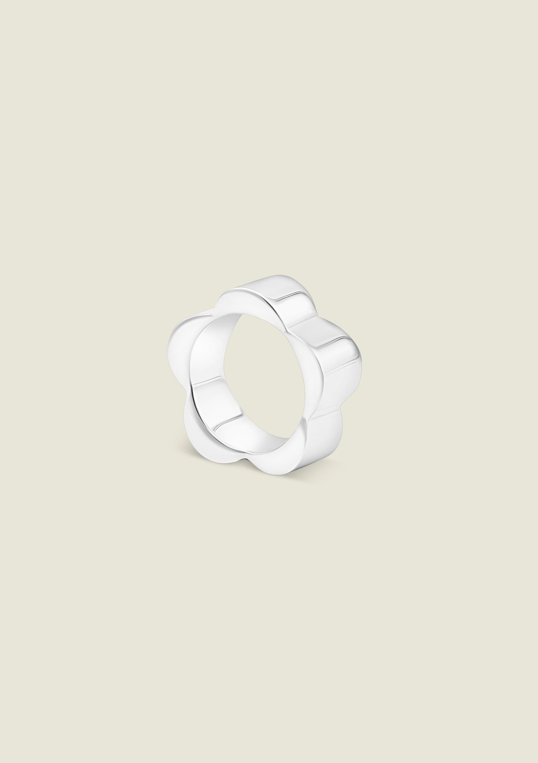 Daisy Band Ring