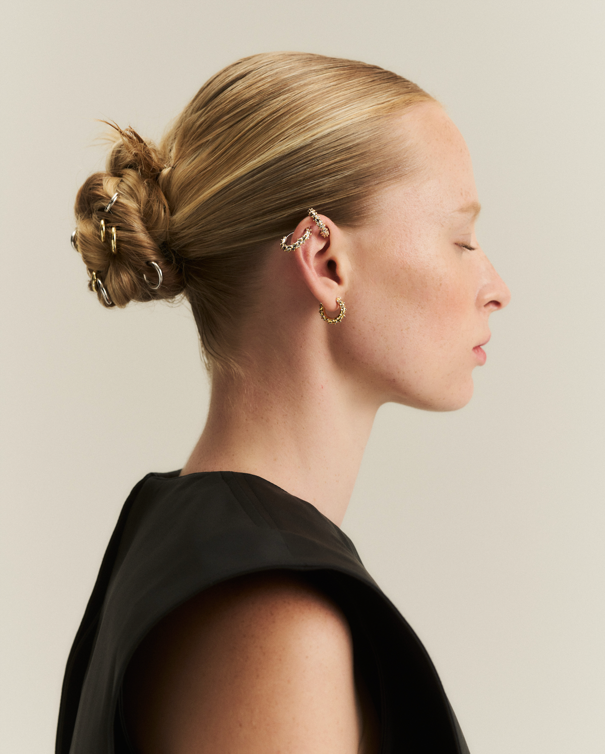 Medium Spike Hoops